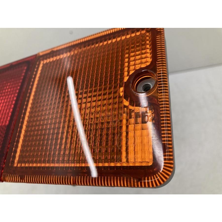 新車外し 割れ無 点灯OK S403U 後期 タウンエース トラック 純正 LED