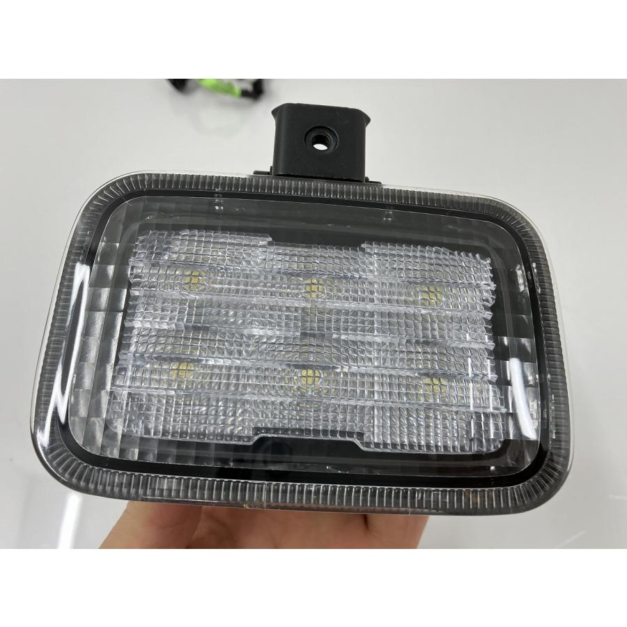 国産品質 高耐久 防水防塵 150カンデラ ダイハツ 純正OP ホワイトLED 作業灯 ワークランプ 12V 新車外し品 除雪機 ユンボ フォークリフト等