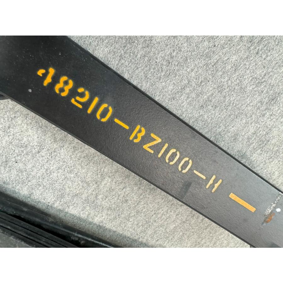 新車外し S413U タウンエーストラック 4WD 純正 リーフ