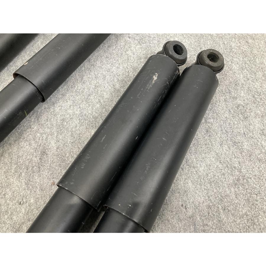 新車外し トヨタ S413U タウンエーストラック 4WD 純正 リア ショック