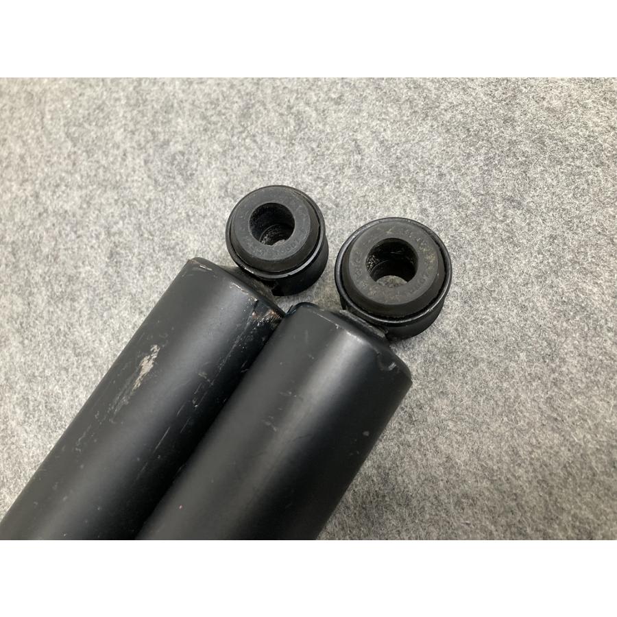 新車外し トヨタ S413U タウンエーストラック 4WD 純正 リア ショック