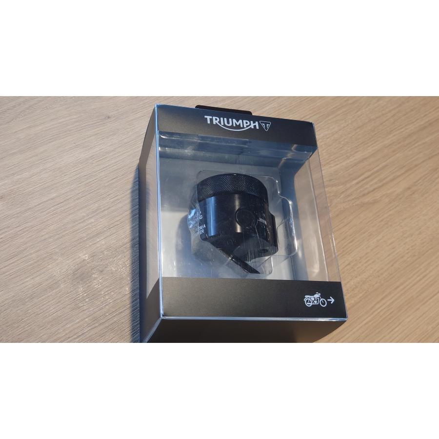 トライアフ　純正　RS765 リヤア－カバ－美品 TRIUMPH トライアンフ 純正品 BRAKE RESERVOIR FRONT スピードツイン