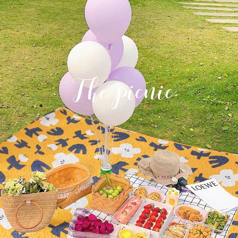 5 大好評 Fbsport レジャーシート 厚手 3層構造 ピクニックマット 超大サイズ 大判 300 Cm 防水 断熱 キャンプ用ブランケット 折りたたみ 洗える キャンプ マット シート コンパクト 軽量 収納袋付き 遠足 お花見 運動会などに最適 Fucoa Cl