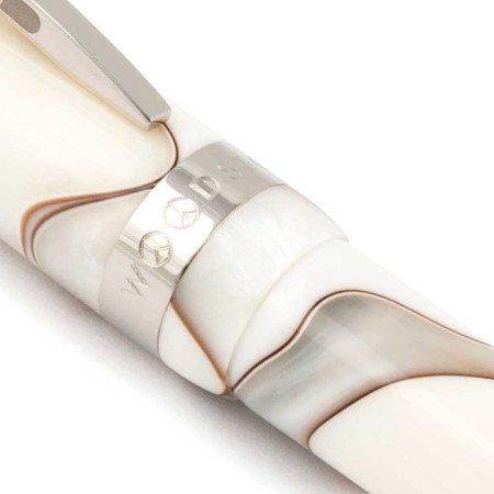 お買い得！ ビスコンティ 万年筆 特別限定品 ウッドストック・フェスティバル ホワイト ダヴ（商品情報を必ずお読みください。） 【1629739543】(57695円)