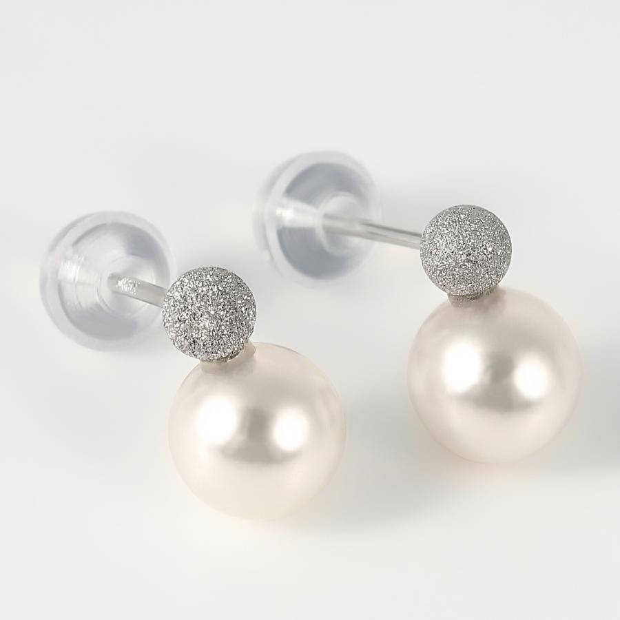 K18 アコヤ真珠ピアス　新品未使用　送料無料　値下げ アコヤ真珠 あこや真珠 ピアス 5.5mm パール k18 18金 本真珠 母の日