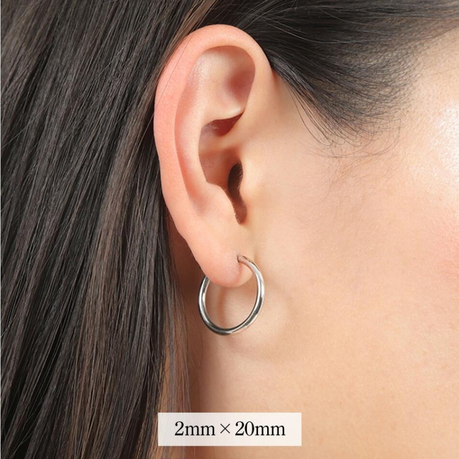 ピアス フープ プラチナ 18金 18k 小さめ アレルギー対応 レディース シンプル 地金 ゴールド 2mm×20mmの画像