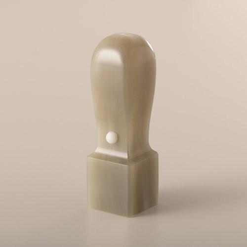 牛角純白の資格印・角印/18mm/匠彫り/角天丸/ケース別売