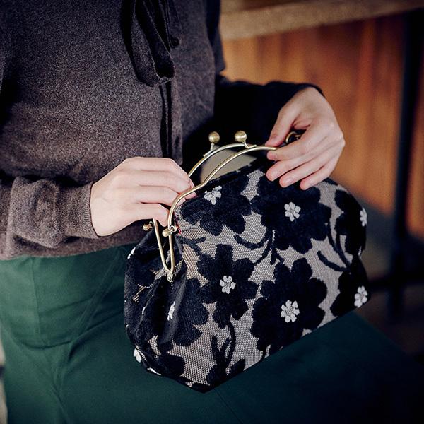 亥之吉 横長ベンリーがま口 モケットマーガレット 牛革持ち手付き 花柄