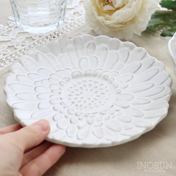 ボルダロ・ピニェイロ ブルーミー ブレッド プレート クリサンテーモ ホワイト ポルトガル食器 |  | 01