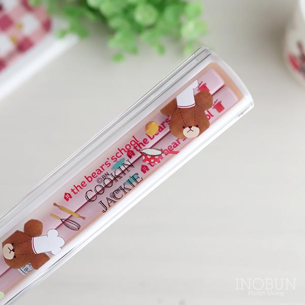 くまのがっこう 抗菌 箸&ケース クッキング 日本製 子供用 食洗機対応 165mm 食器、グラス、カトラリー <BR>くまのがっこう 塗箸M21cm<BR><BR>子供 こども キッズ はし 塗り箸<BR>プレゼント ギフト 贈り物 食洗機OK