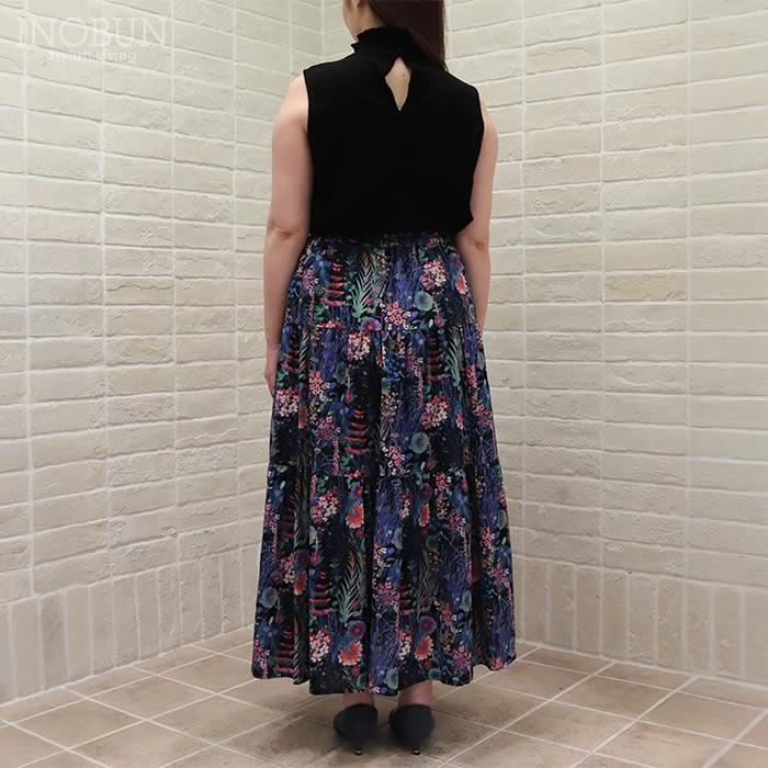 スカート イノブン別注 Vent d'ouest リバティ ティアードロングスカート Tresco/EE  38サイズ 花柄 ブラック系 |  | 12