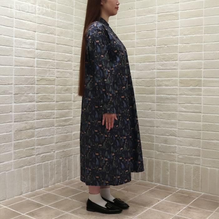 Parkes バンドカラーシャツワンピース 30ビエラ 森の中の家 ネイビー セール |  | 05