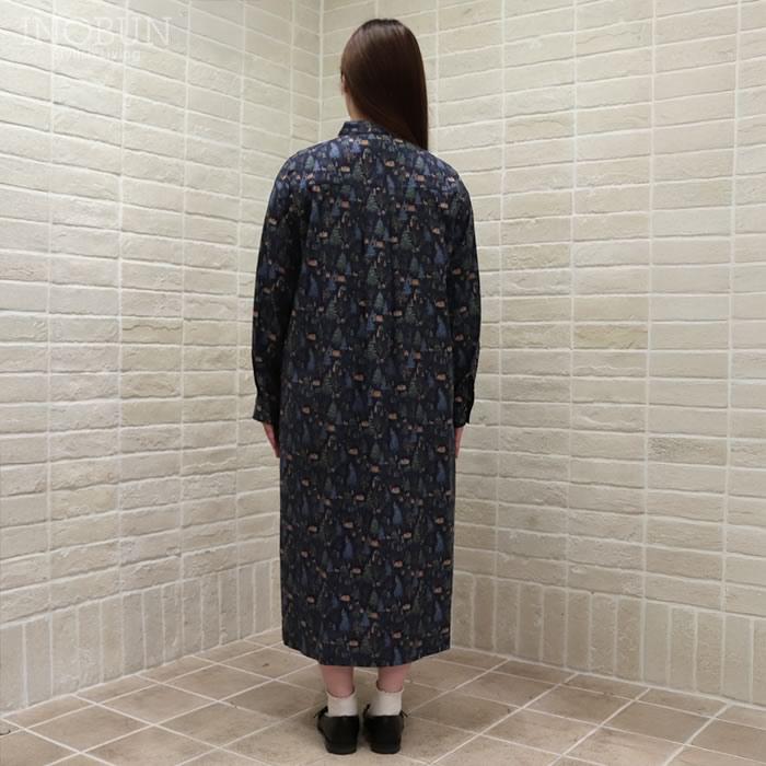 Parkes バンドカラーシャツワンピース 30ビエラ 森の中の家 ネイビー セール |  | 06