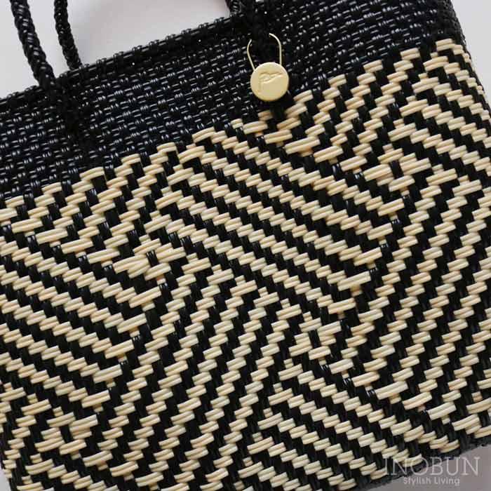 メルカドバッグ メルカド バッグ レトラ XSサイズ TAPETE ブラック x