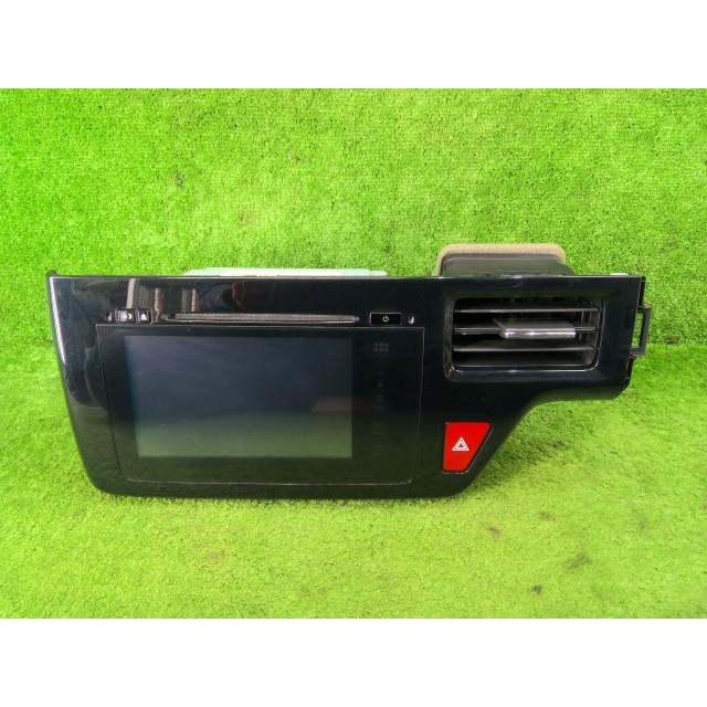 ステップワゴン DBA-RP3 カーナビゲーション スパーダアドバンス