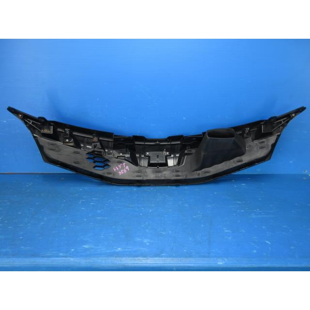 280310 8 トレジア DBA-NSP120X ラジエータグリル 無塗装+メッキ 53111