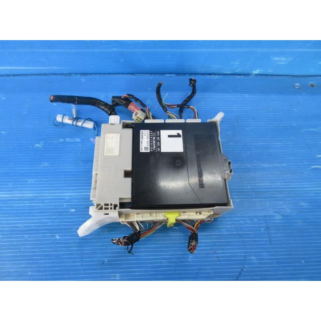 296247 1 86 DBA-ZN6 ヒューズボックス インテグレーテッド 232800 