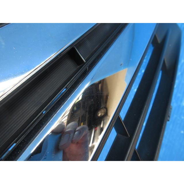 【美品】スズキスペーシアカスタムMK32Sラジエーターグリル スペーシア DAA-MK42S ラジエータグリル Gリミテッド全方位 ZVG