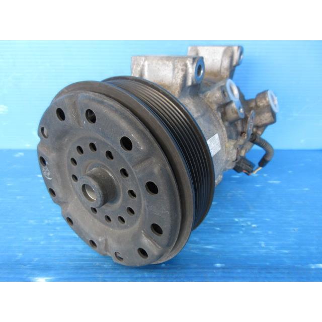 ナギです。 アイシス DBA-ANM10W エアコン コンプレッサー 209 88310-2B691 094672