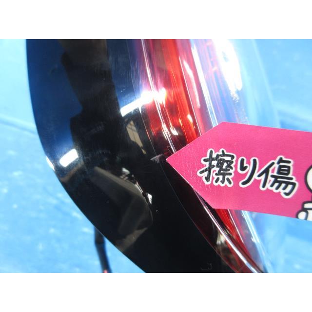 391764 1 ルークス 5AA-B44A 左 テールランプ テールライト 1146-406