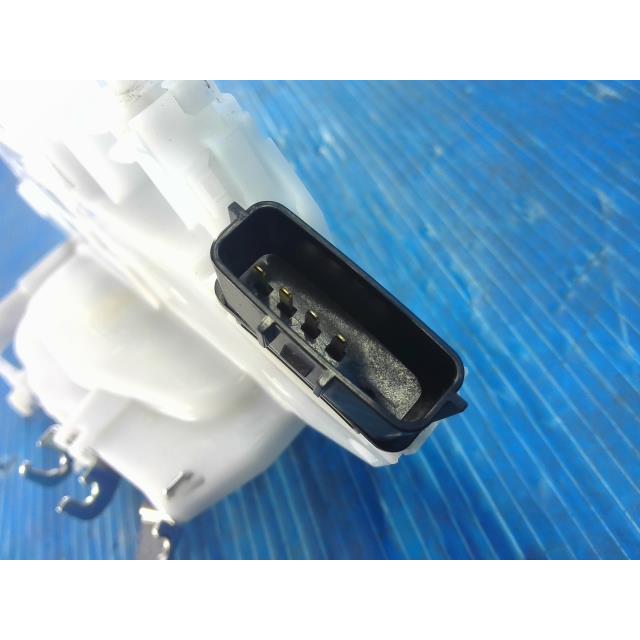 エルグランド 481662 1 DBA-PE52 右 フロント ドア ロック GAE 1Y02