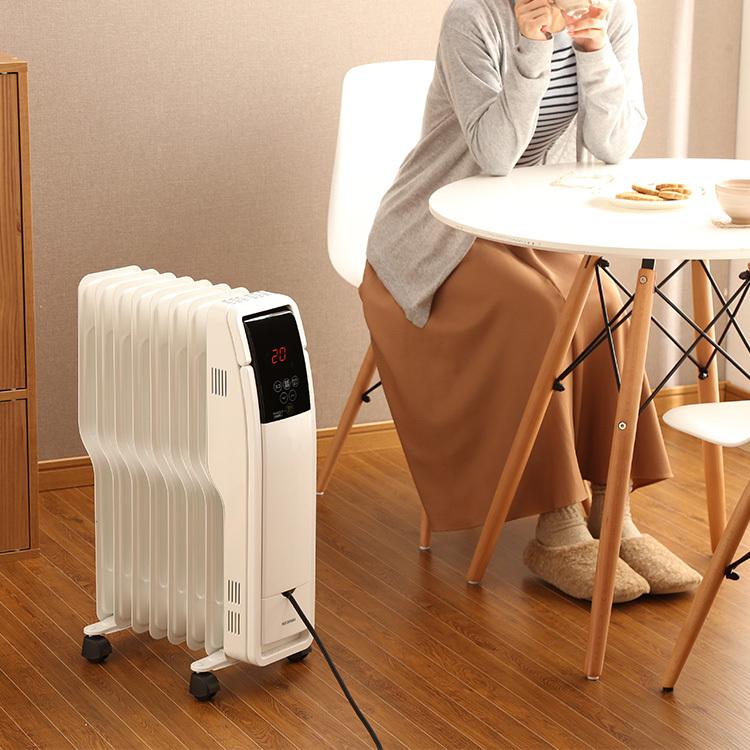 オイルヒーター 1200W 8畳 ダイヤル式 3段階 温度調節機能 ホワイト