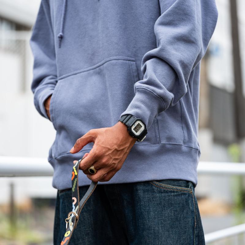 べ*む様 G-SHOCK　DW-5600SHB-1JR 柴犬　 黒柴　ほぼ新品 G-SHOCK Gショック 柴犬 黒柴 限定 カシオ CASIO デジタル 腕時計