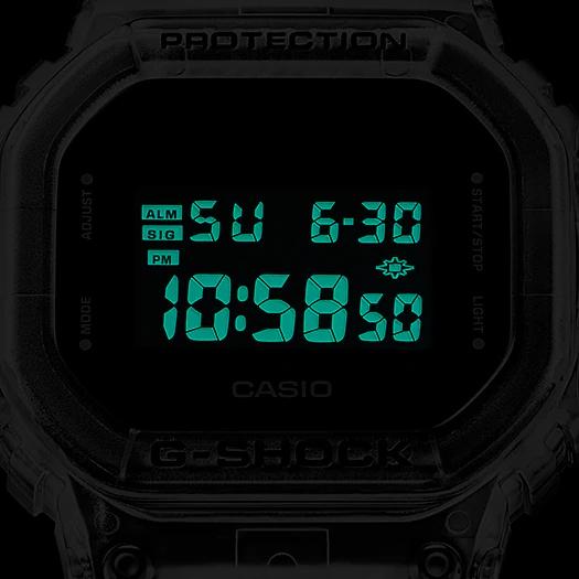 CASIO G-SHOCK デジタル腕時計 ブラック/シルバー 歴代モデルの型番をバンドに刻んだ“G-SHOCK” | カシオ計算機株式