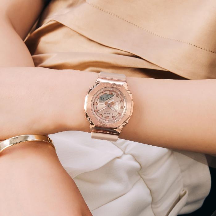 値下げ未使用G-SHOCK GA-2100PG-4A1F 腕時計ピンクベージュ☆ 楽天市場】G-SHOCK プチサイズ シルキートーン GMA-P2100ST-4AJF