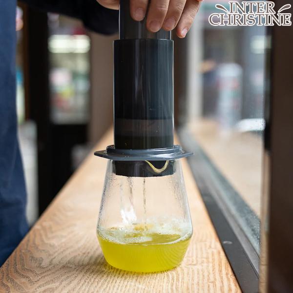 Aeropress clearとfellow prismo ペーパーフィルター付