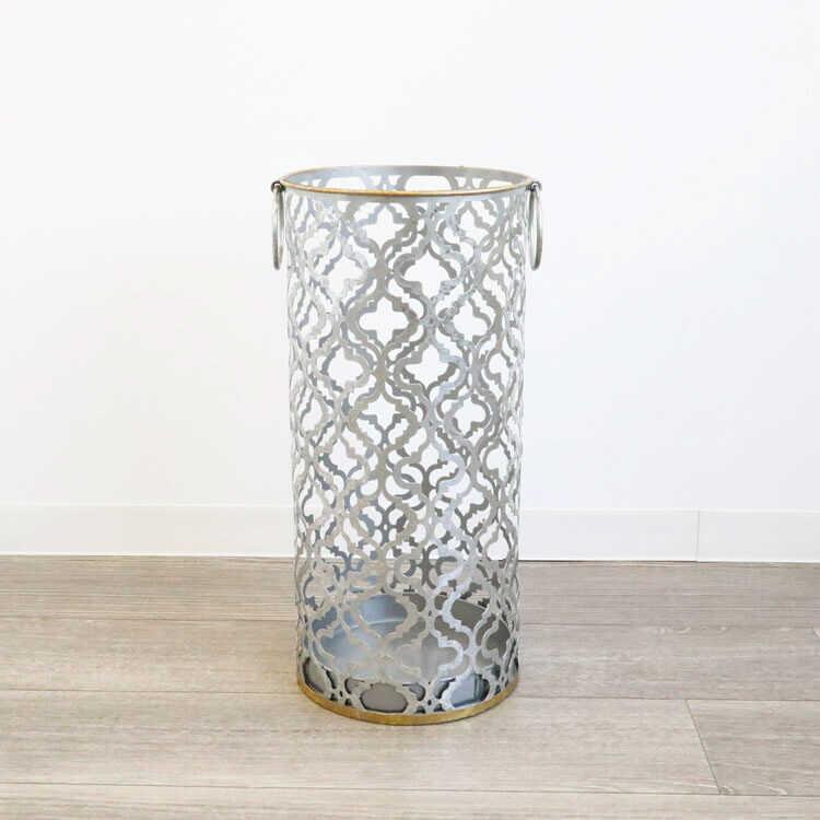 傘立て 傘たて アンブレラスタンド シルバー おしゃれ モダン アイアン 玄関 収納 取っ手 トレー付 完成品 丸 アンティーク調 頑丈 インテリア |  | 03