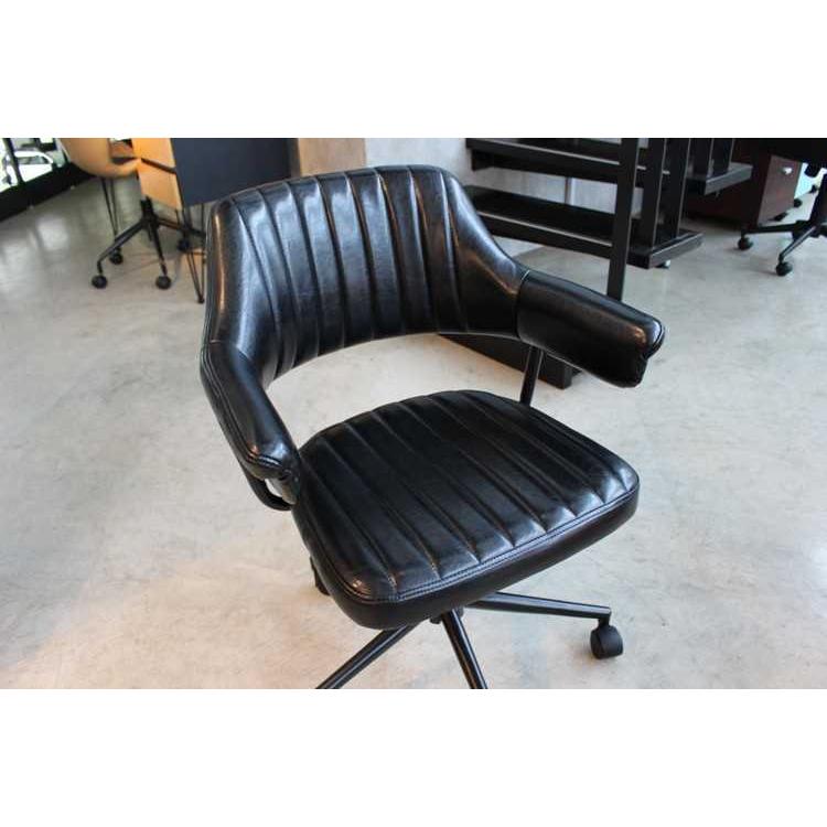 デスクチェア ブラック レトロ調 PUレザー製 合成レザー 合皮 キャスター脚 5本足 肘掛け付 肘付 |  | 02