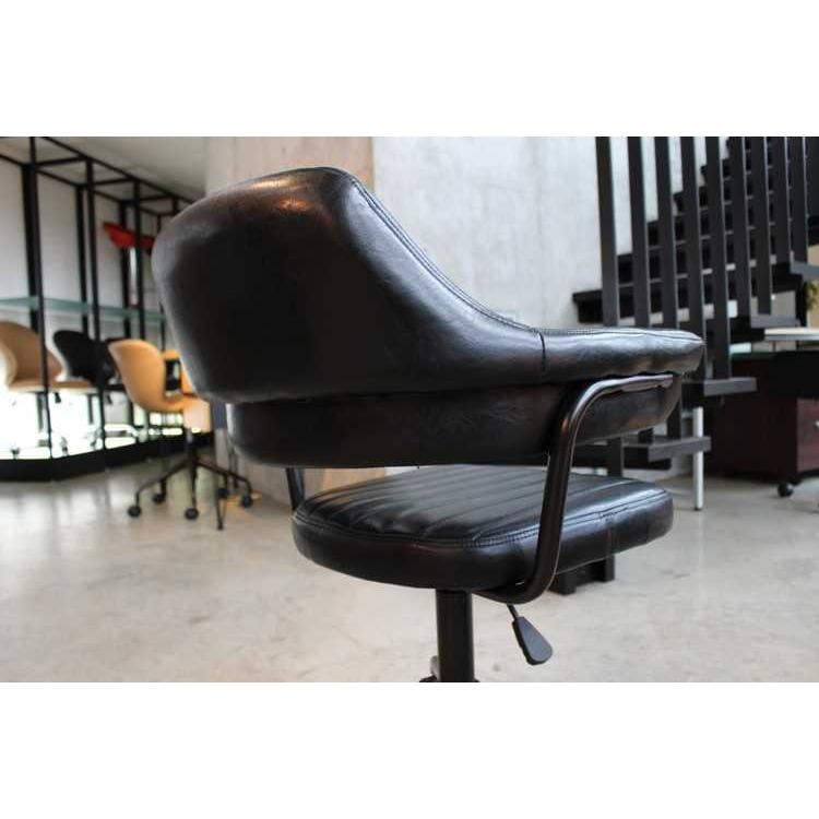 デスクチェア ブラック レトロ調 PUレザー製 合成レザー 合皮 キャスター脚 5本足 肘掛け付 肘付 |  | 03