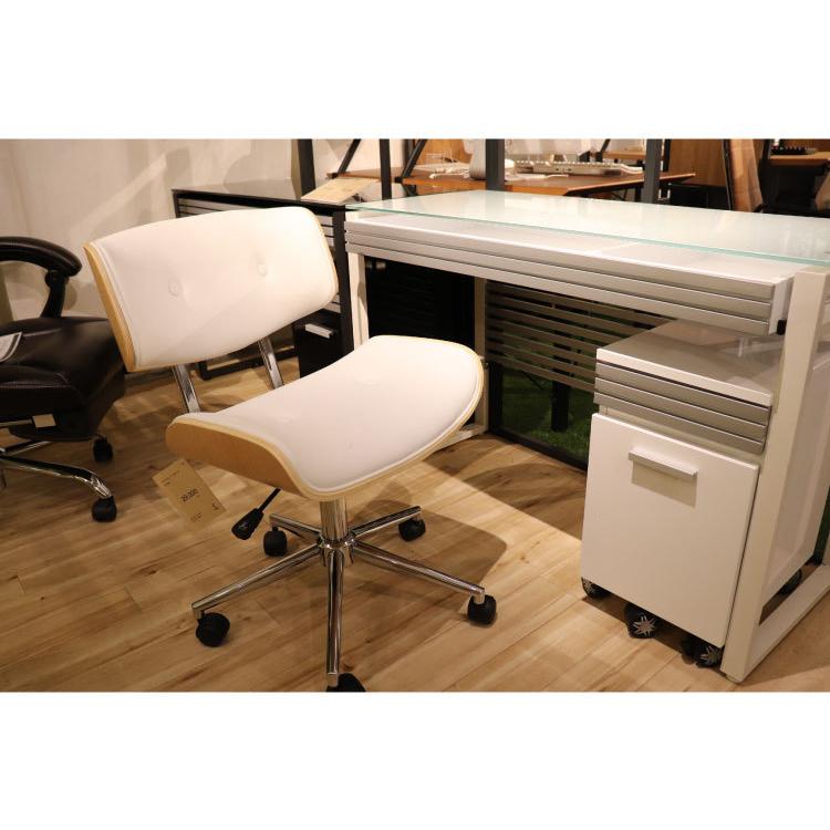 デスクチェア パソコンチェア おしゃれ ホワイト レザー 昇降式 ナチュラル シンプル ベーシック 北欧 キャスター 合皮 勉強用 一人暮らし 木目 |  | 01