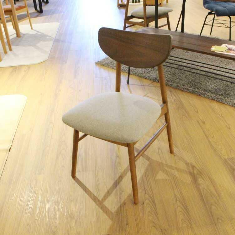 ダイニングチェア お洒落 2脚セット 北欧 木製 ファブリック 