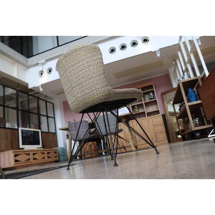 【希少！】 moooi モーイ ダイニングチェア ツイード moooi Smoke Dining Armchair / モーイ スモーク ダイニング アーム