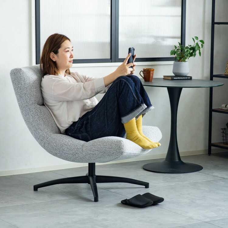 あぐらもかけるワイドでゆったり回転式ソファー ひとりがけ おしゃれ かわいい リラックスチェア パーソナルチェア リビング 書斎 ライトグレー ダークグレー |  | 17