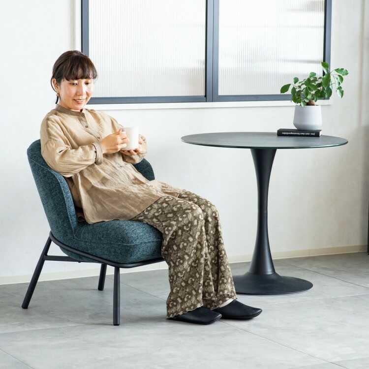 コロンとしたフォルムがかわいいパーソナルチェア クッション付き ライトグレー色 グリーン色 おしゃれ かわいい リラックスチェア リビング 書斎 インテリア |  | 14