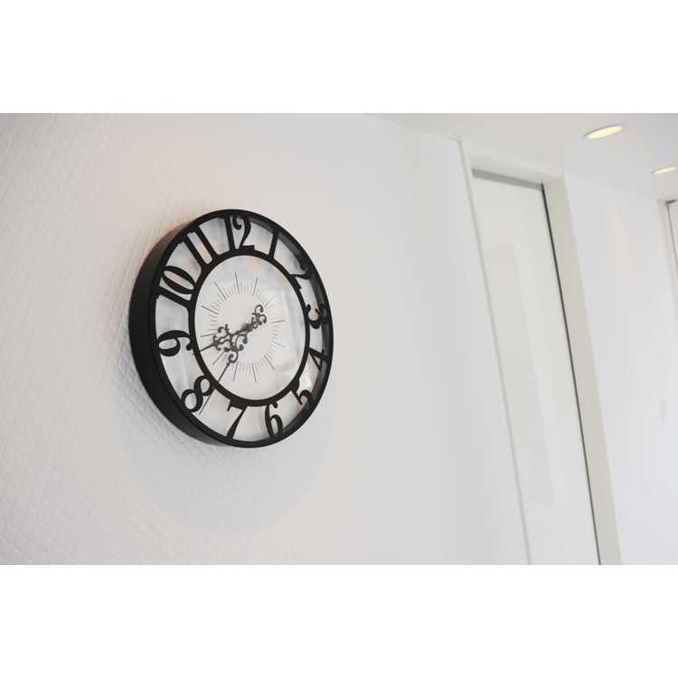 壁掛け時計 アンティーク クラシック かわいい エレガント モノトーン