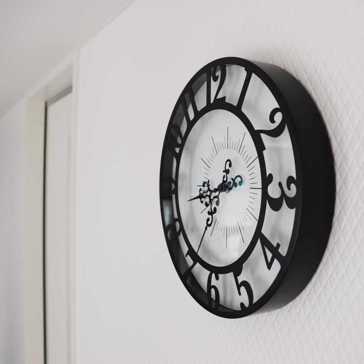 壁掛け時計 アンティーク クラシック かわいい エレガント モノトーン