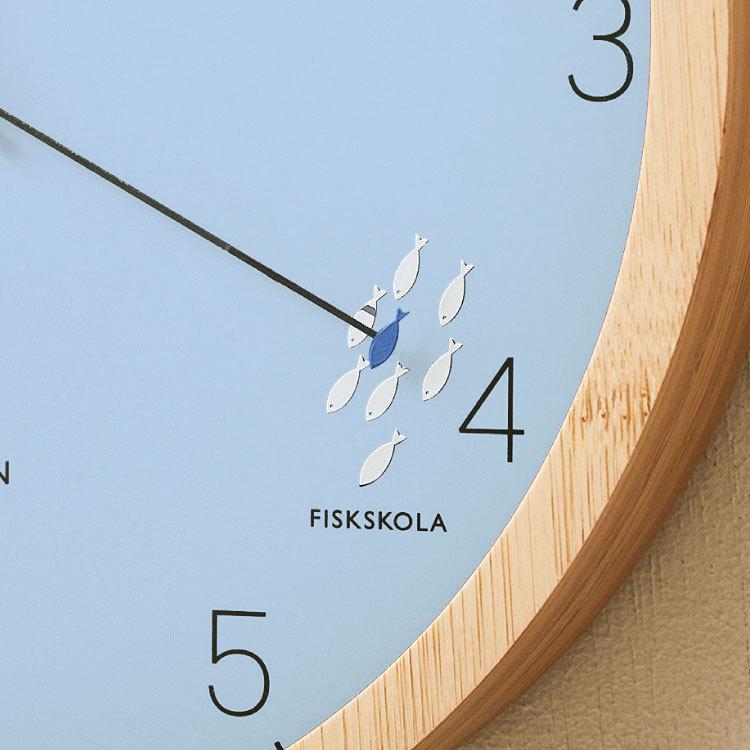 壁掛け時計　電波時計　お魚　海　船　おしゃれ　木製　ナチュラル　子供部屋　子ども　北欧　小さめ　25cm　ユニーク　インテリア時計 |  | 04