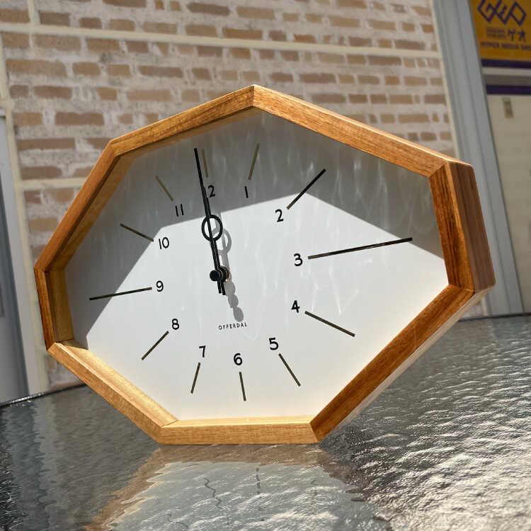 壁掛け時計　電波時計　木製　八角形　ホワイト　モノトーン　モダン　北欧　オシャレ　個性的　高級感　天然木　ゴールド　インテリア　離島配送不可 |  | 01