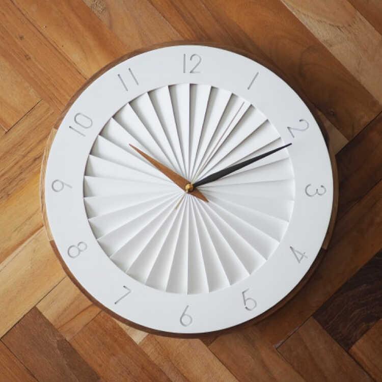 掛け時計 壁掛け時計 アイボリー ナチュラル 木製フレーム おしゃれ 直径30 北欧 モダン インテリア 無音 静か 連続秒針 リビング用 寝室用 |  | 09