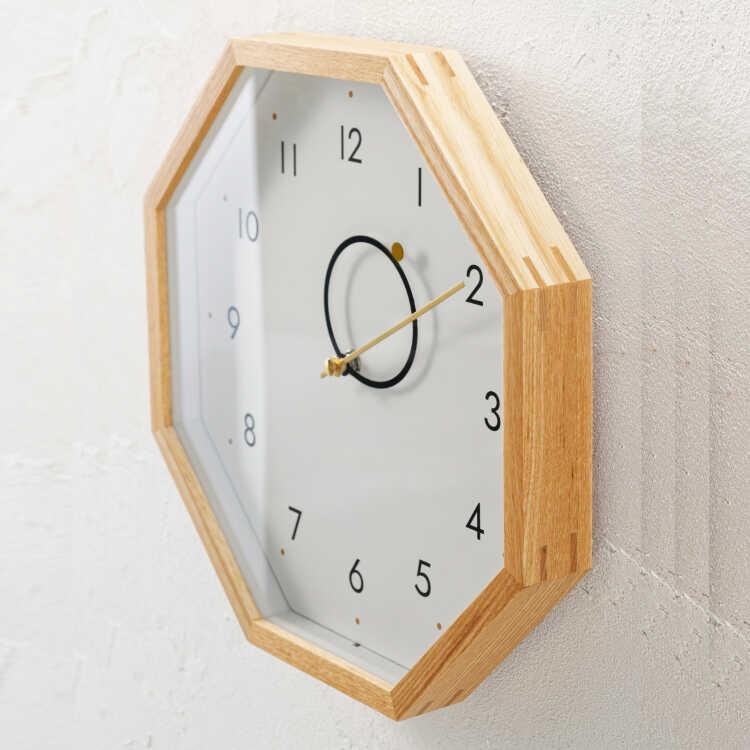 幸運を呼ぶ八角形の壁掛け時計 ナチュラルカラーのウォールクロック