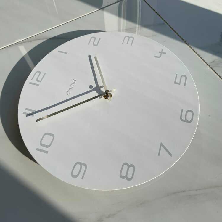 白ホワイトのシンプルモダンな壁掛け時計 無音 スイープムーブメント 連続秒針 ウォールクロック おしゃれ かっこいい モノトーン スタイリッシュ 直径30cm |  | 11