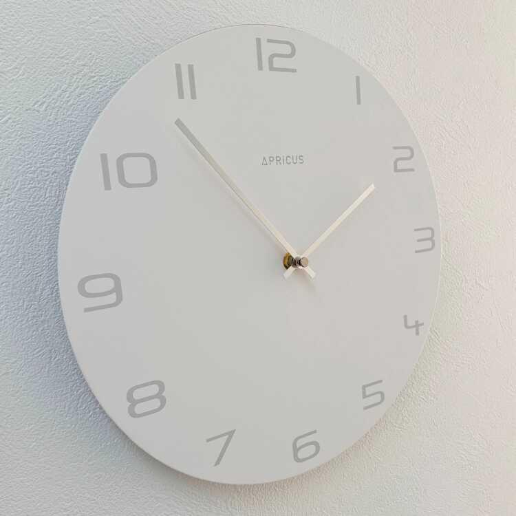 白ホワイトのシンプルモダンな壁掛け時計 無音 スイープムーブメント 連続秒針 ウォールクロック おしゃれ かっこいい モノトーン スタイリッシュ 直径30cm |  | 02