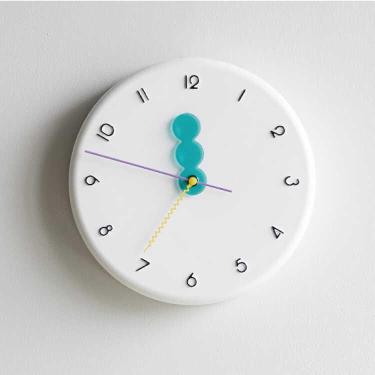 キッチンやダイニングにおすすめ！キュートな壁掛け時計 静かな連続秒針 スイープムーブメント ウォールクロック 連続秒針 静音 おしゃれ リビング インテリア |  | 01