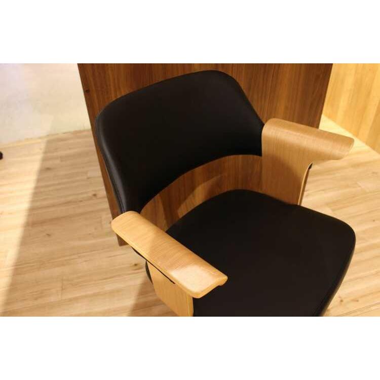 デスクチェア 合皮 レザー ブラック おしゃれ モダン 北欧 ナチュラル 黒 書斎用 パソコンチェア キャスター 勉強用 一人暮らし 新生活 おすすめ |  | 06