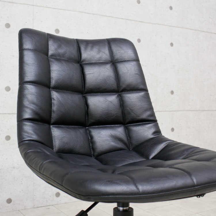 デスクチェア お洒落 ブラック 合皮 レザー 昇降式 キャスター 書斎用 在宅ワーク 勉強用 ヴィンテージ デスクワーク 黒 チェア パソコンチェア |  | 02