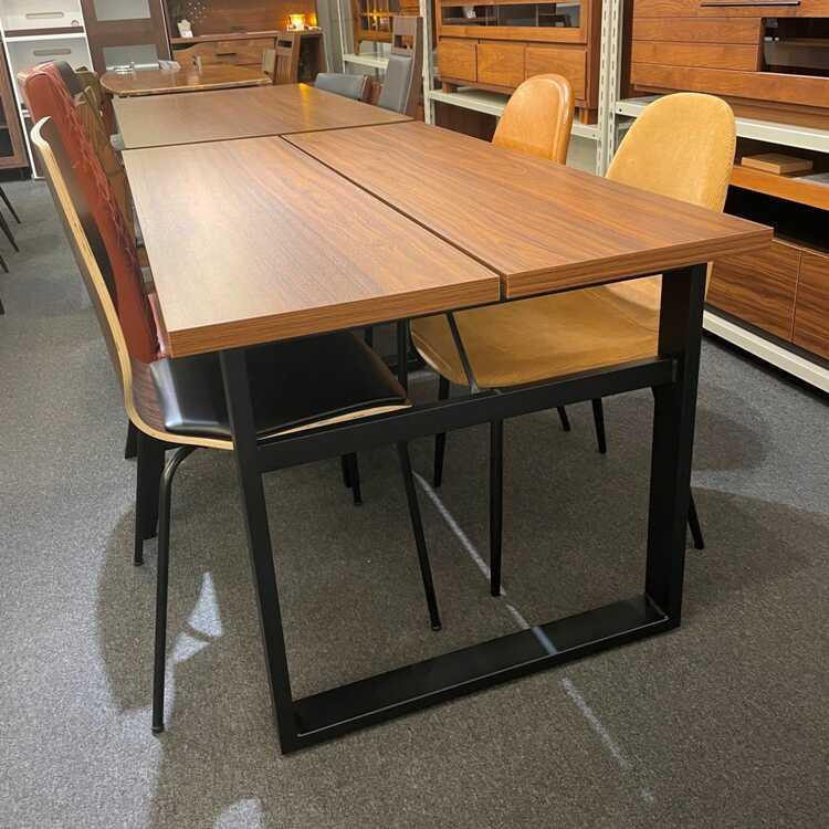 幅138cm・ハイデザインのダイニングテーブル ダークブラウン ロ型脚